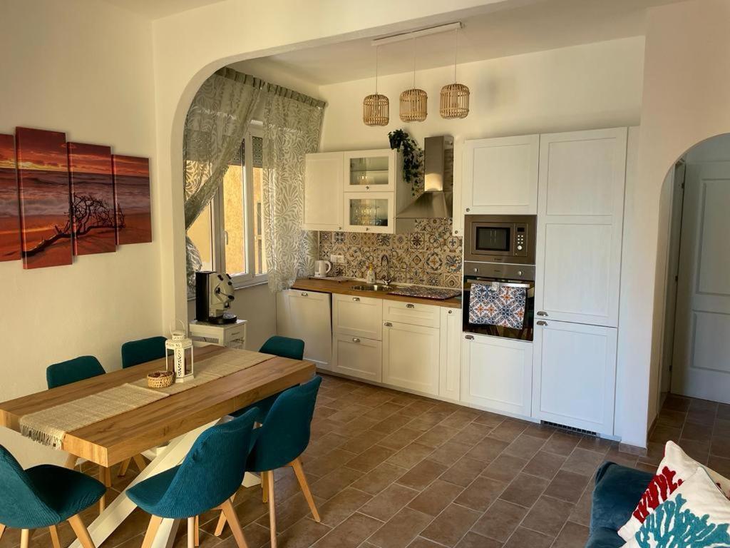 فيلا Maddy House - 50 Mt Dal Mare بورتو سانتو ستيفانو المظهر الخارجي الصورة